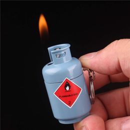 Wholesale New Peculiar Without Gas Tank Lighter Creative Metal Keychain Pendant Iatable Lighter