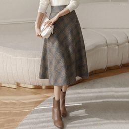 Skirts Winter Vintage Woolen Skirt Women Fashion High Waist Plaid Wool Blend Female Casual Thick Warm Elastic A-Line Maxi