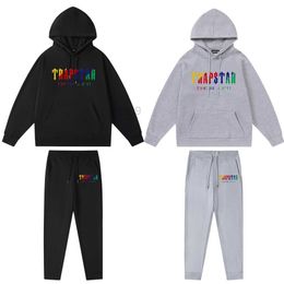 Mens Hoodies Sweatshirts Trapstar Oversized Hoodie Mens Trapstar Tracksuit Designer Shirts Print Letter Luxury Black and White Grey Rainbow Color Summer Sports Fa