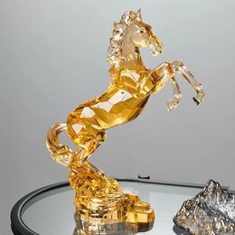 Luxury High-End Acrylic Artwork Ornament Crystal Horse Statue Room Decor Study Office Desktop Decorations Sculpture Crafts Gifts 240429