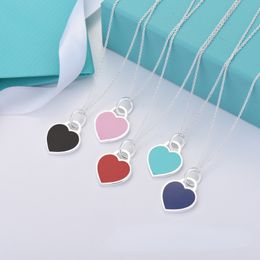 Designer Pendant Necklaces Multi Colors New Love Heart Drop Enamel Red Blue Pink Heart Necklace CNC Steel Letter Pendant Clavicle Chain