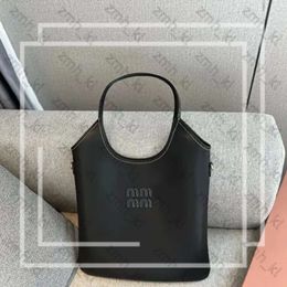 10A Miui Designer Shoulder Bag Matelasse Bowling Miumiubag High Quality Designer Bag For Womens Man Leather Luxurys Ba Top Handle Mui Mui Handbag Half Moon 120