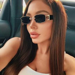 Fashion Punk Square Sunglasses Women Luxury Brand Small Frame Sun Glasses Female Rectangle Metal Mirror Oculos De Sol Feminino 240417