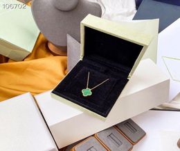 Vintage Brand Designer Copper With 18k Gold Plated Green Pendant Ceramic Four Leaf Clover Necklace For Women Jewelry8017498