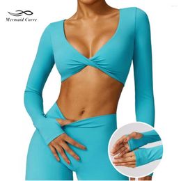 Active Shirts CCX8552 Yoga Shirt Women Sexy Deep V-Kink Long Sleeve Breathable Quick Drying Running Fitness Pilates Top With Chest Pad