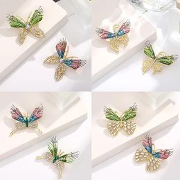 Brooches Fashion Luxury Rhinestone Butterfly Brooch For Women Girl Sweater Coat Lapel Pins Jewellery Party Gifts Clothing Accessories