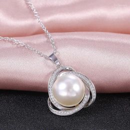 Pendant Necklaces Huitan Delicate Simulated Pearl Fashion For Wedding Engagement Party Chain Necklace Women Jewellery