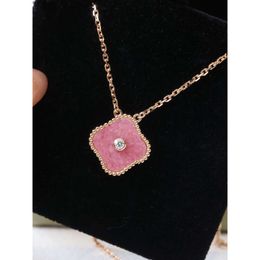 Fashion Classic Necklace Jewellery Four Leaf Clover Charm Pink Colour Withdiamonds Designer Necklaces for Women Chirstmas Thanksgiving Day Gifts Ity9