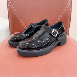 Versatile Women Leisure Shoes Autumn 2024 New Genuine Leather Material Thick Bottom Casual Shoes Unique Upper Design Height Increasing Ladies Loafers