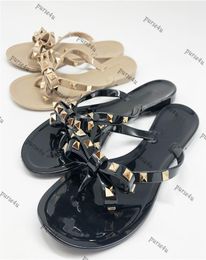 Designer Sandals for Women Jelly Sandals for Women's Designer Slides Rocks Jelly Sandals For womens Rivet Designer flip Flops5546651