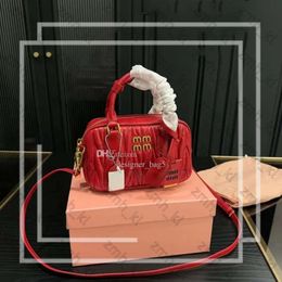 10A Miui Designer Shoulder Bag Matelasse Bowling Miumiubag High Quality Designer Bag For Womens Man Leather Luxurys Bags Top Handle Mui Mui Handbag Half Moon Bags 590