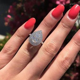 Wedding Rings Huitan Water Drop Ring Band Trendy Pear Shaped Cubic Zircon Stone Paved Silver Plated Anniversary Wholesale Lots