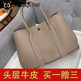 Designer Garden Party Bags Guangzhou Genuine Leather Womens 2024 New Fashion High Capacity Singleshoulder Crossbody Handheld Have Logo Fvm7