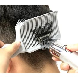2024 Professional Barber Fade Comb Hairdressing Tool for Gradual Fade Hairstyles Heat Resistant Brush for Men's Tapered HaircutsHeat Resistant Brush for Haircuts