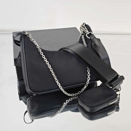 Designer Bag Luxurys Handbag Women Underarm Crescent 2000 Hobo 2005 Shoulder Crossbody Purses High Quality Chain Canvas Fashion Wallet