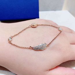 sister neckless for woman Swarovskis Jewelry Matching Rose Gold Black Feather Invisible Magnetic Buckle Bracelet Womens Swallow Element Crystal Bracelet