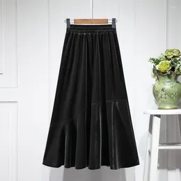 Skirts Black Velvet Skirt For Women 2024 Korean Autumn Vintage Elegant Solid A Line High Waist Long Female