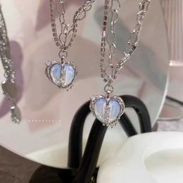 Collane a ciondolo KPOP Slipata a forma di cuore a forma di cuore con pietra bianca d'uovo in metallo in metallo argento perla multina a strati 2024 Fashion Elegance Y2K Gioielli Gift Q240430