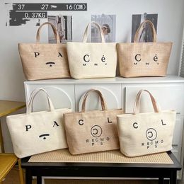 Designer Beach Shopping Straw Handbags Woven Shoulder Bags Large Capacity Tote Bags Ladies Women's Vacation Summer Travel Beach Bags Clutch Crossbody