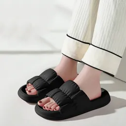 Slippers Women Solid Cloud Slides Bathroom Flat Platform Pleated Sandals Woman 2024 Trend Vintage Casual Women's Shoe
