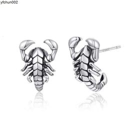 Wind and Trend Scorpion Earrings Mens Fashionable Vintage Personality Exaggerated Hip-hop Animal Ear Accessories Wiao