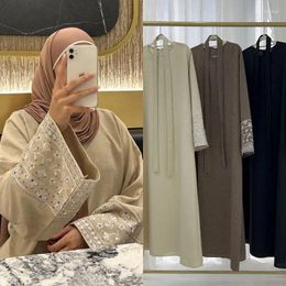 Ethnic Clothing Arab Round Neck Long Sleeve Kaftan Women Embroidery Dress Gown Dubai Robe Muslim Plain Colour Soft Cosy Elegant Lady Burqas