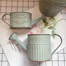 Vases 1pcs American Retro Grey Blue Relief Pattern Showerhead Pot Style Vase Dry Flower And Fresh Arrangement Bucket Pendant