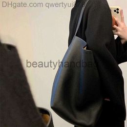 The Row TR Designer Bag bucket bag Shoulder big versatile new tote handbag large capacity single shoulder portable leather FUP8