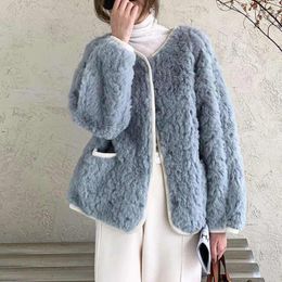 Women's Jackets Autumn Winter Lamb Wool Coat Women Korean Round Neck Thicken Warm Jacket Woman Long Sleeve Pockets Plush Female