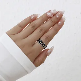 Cluster Rings Design Black Flower Women's Jewelry Wreath Ring Flowers Girl Party Birthday Present