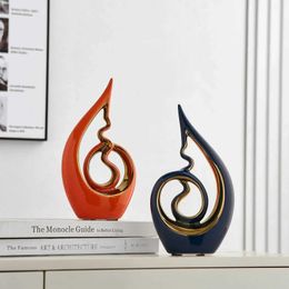 Decorative Objects Figurines European Style Modern Abstract Sculpture Crafts Office Home Decor Tabletop Ornament Ceramic Figures Aesthetic Room Decor Gift T2405