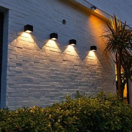 Decorations LED Solar Light Outdoor Garden Square Wall Lamp Sunlight Sensor IP65 Waterproof Courtyard Yard Balcony Fence Decoration Lamps