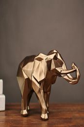 Fashion Abstract Gold Elephant Statue Resin Ornaments Home Decoration Accessories Gift Geometric Elephant Sculpture Crafts room T27765330