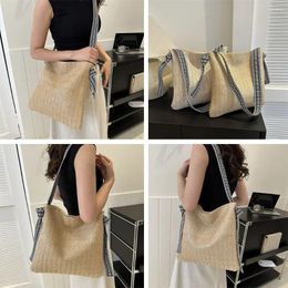 Shoulder Bags Large Capacity Straw Bag Trendy With Strap Beach Woven