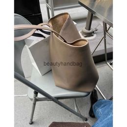 The Row TR commuter Bags Leather tote Designer advanced sense one shoulder bucket Classic tote BL0V