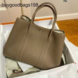 Designer Garden Party Bags Genuine Leather Womens Large Capacity Shopping Commuter Handbag 2024 New One Shoulder Crossbody Tote Have Logo