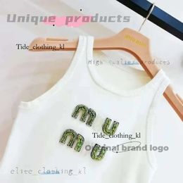 Miui Bag Top Designer Womens Clothes Letter Embroidery Sleeved Tops Summer Mui Mui Women Sexy Slim Tops Party Crop Top Vest Backless Tank Top 931