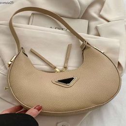 Designer Bags Womens Armpit Bag Moon Bag Leather Bags New Fashion Candy Colour Personality Shoulder Bag Women Crossbody Dumpling Tote Handbag Large Capacity 434 842