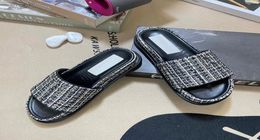 Woman Slippers Sandals platform high quality Stylish Metal Decor Classic Plaid Fashion Classics Sandal Womens Slipper shoes Slide1397956