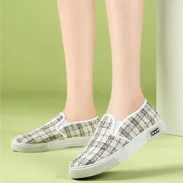 Casual Shoes Cresfimix Women Fashion Round Toe Black Plaid Spring Slip On Anti Skid Work Lady Canvas Summer Office Loafers A913