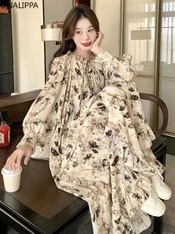 Casual Dresses Onalippa Butterfly Printing Maxi For Women Wood Ear Hem Lace Up Long-sleeve Loose Dress French Vintage Straight Vestidos