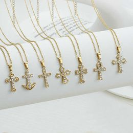 Fashionable and Luxury Cross Necklace with Micro Set Zircon Stainless Steel Collar Chain Neckchain for Women