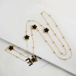 Pendant Necklaces Hot Selling Sweater Chain Plant Five Leaf Flower Double-Sided Necklace Jewellery Womens Clover High-Quality H240504