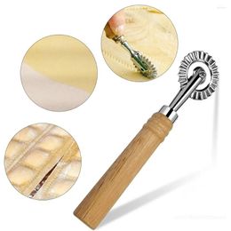 Baking Tools Pastry Wheel Cutter Pasta Ravioli Crimper For Home Long Wooden Handle Cookie Press Embossing Mould Kitchen Tool Accessory