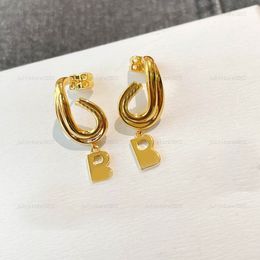 Women Stud Earring Designers Jewellery Gold Earrings Huggie Letter Ear Studs Luxury Hoops Fashion Gold 925 Silver Love Earrings B Bijoux 300Q