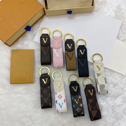 Portador de cartões de keychain de couro requintado designer de luxo keyring letra de zinco letra unissex cofra