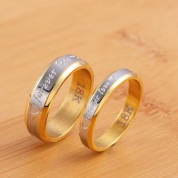Zestawy biżuterii ślubnej Śliczne szlachetne walentynki Prezent dla dziewcząt uroczy mężczyźni i kobiety na zawsze kochaj para stalowego pierścienia mody złoty zestaw s119 H240504