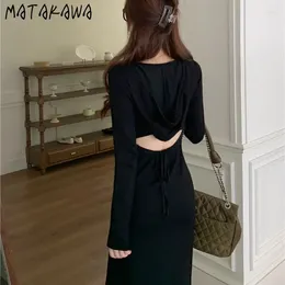Casual Dresses Matakawa Back Hollow Out Women Solid Autumn Winter Hooded Vestidos Mujer Korean Fashion Vintage Sexy Long Dress