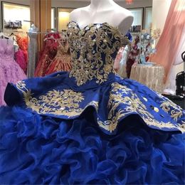 Blå quinceanera klänningar 2021 Royal Cascading ruffles broderi pärlstav tiered satin älskling halsringning söt 16 prinsess boll klänning vestido