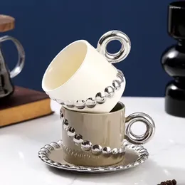 Mugs European Coffee Cup And Saucer Set Ceramic Creative Beaded Chain Retro Latte Art Shop Gift 320ML